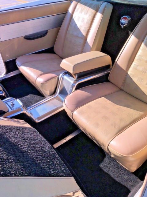 1961 Chrysler 300 Series - photo 9
