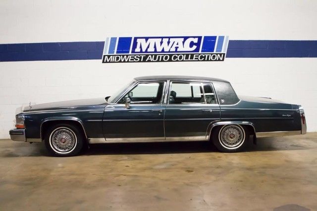 2 OWNER~ORIGINAL WINDOW STICKER~LEATHER~ONLY 33K~WOW~ 1986 Cadillac Fleetwood Brougham Sedan 4-Door