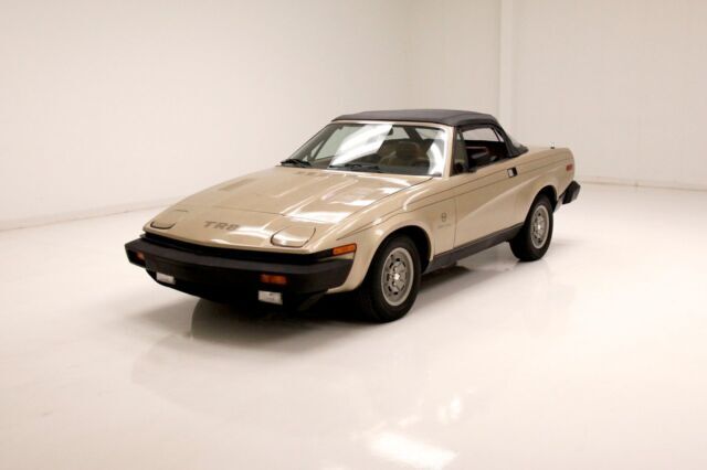 2 Owners/3.5 Liter Rover V8/Dual Stromberg Carbs/5-Speed Manual 1980 Triumph TR8 Roadster