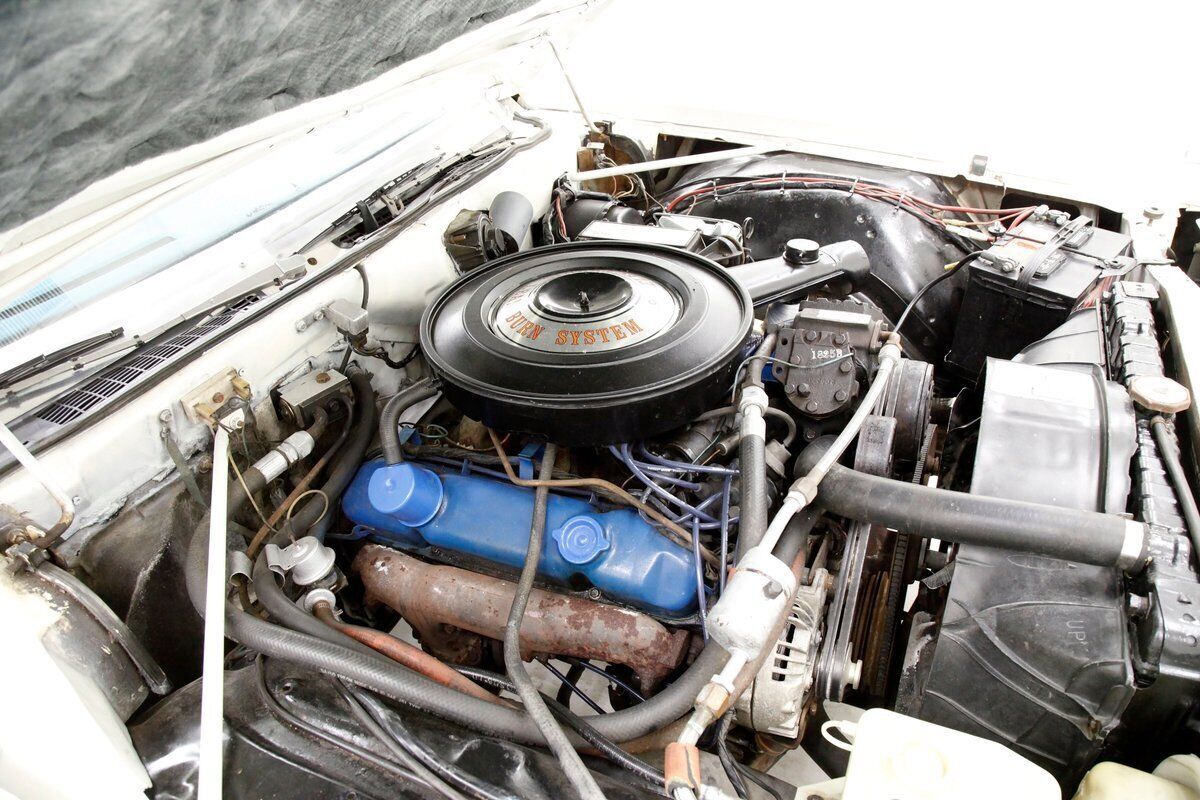 1976 Chrysler New Yorker Brougham Hardtop - photo 12
