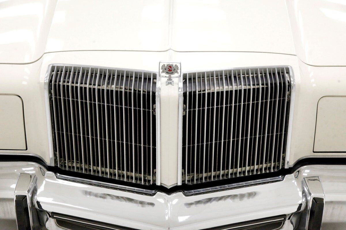 1976 Chrysler New Yorker Brougham Hardtop - photo 13