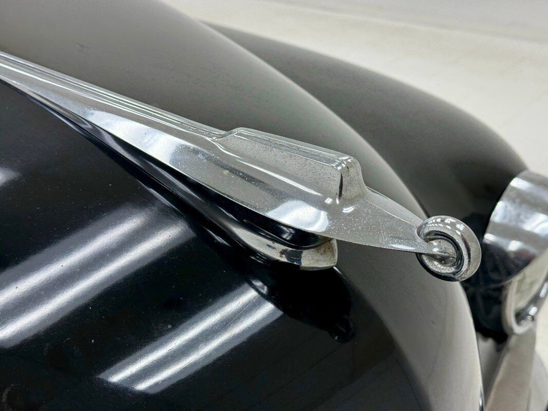 1949 Packard Deluxe 8 Touring Sedan - photo 10