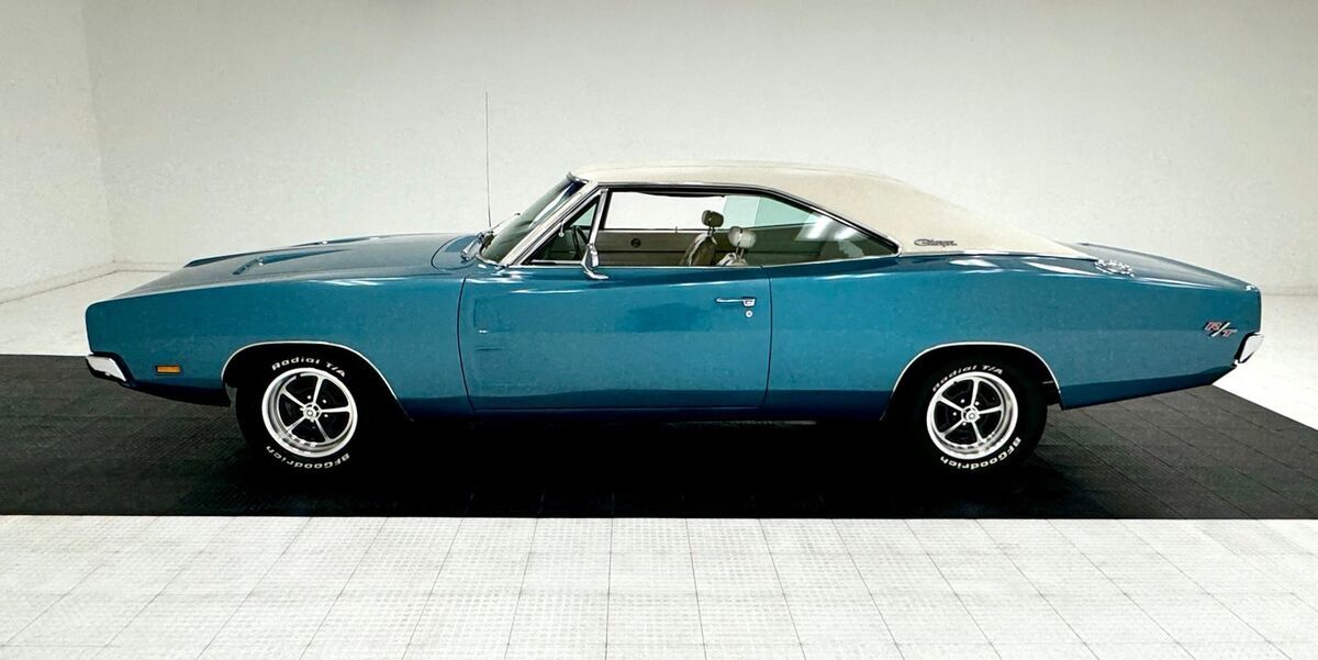 1969 Dodge Charger RT Hardtop - photo 2