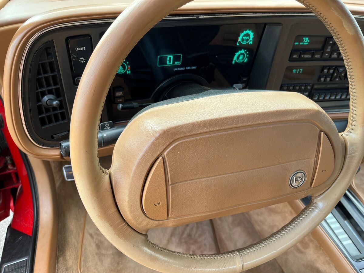 1990 Buick Reatta - photo 11