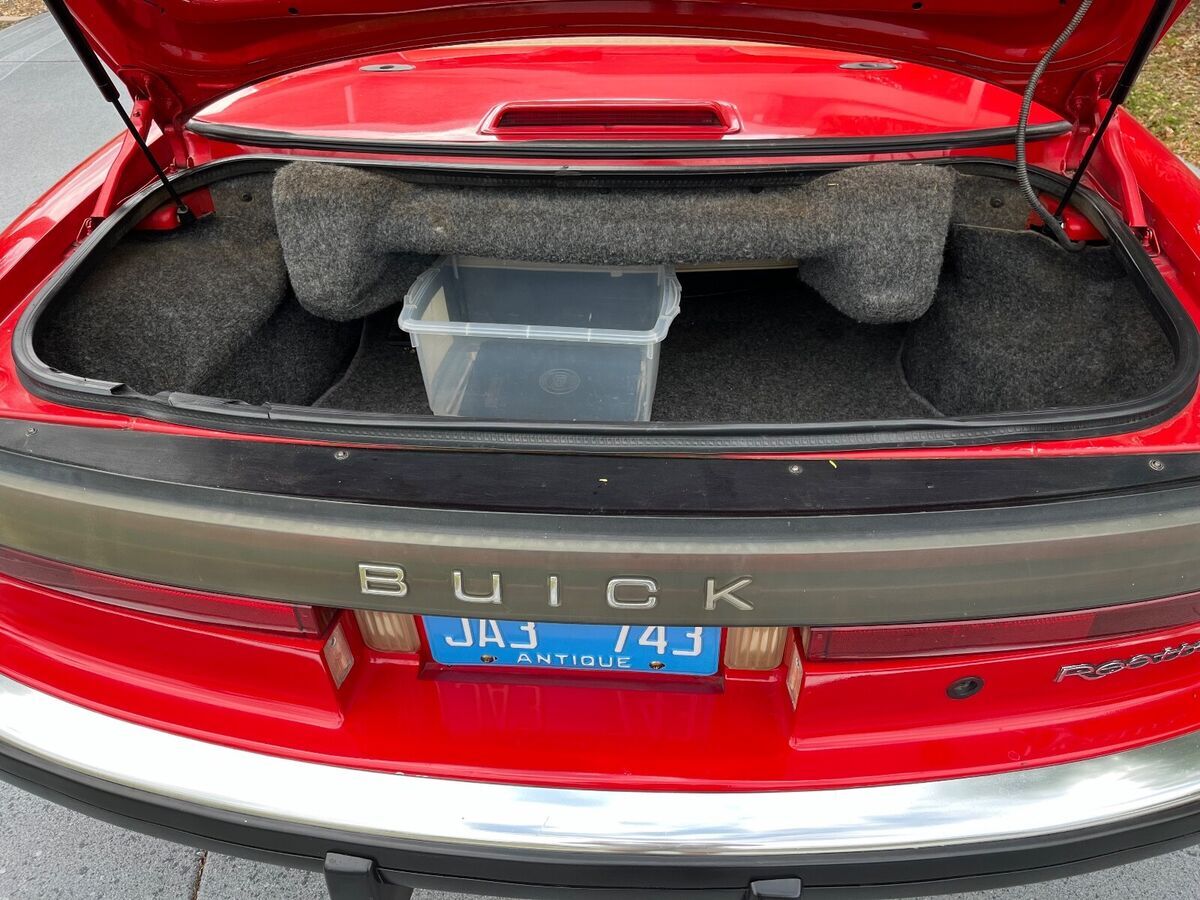 1990 Buick Reatta - photo 12