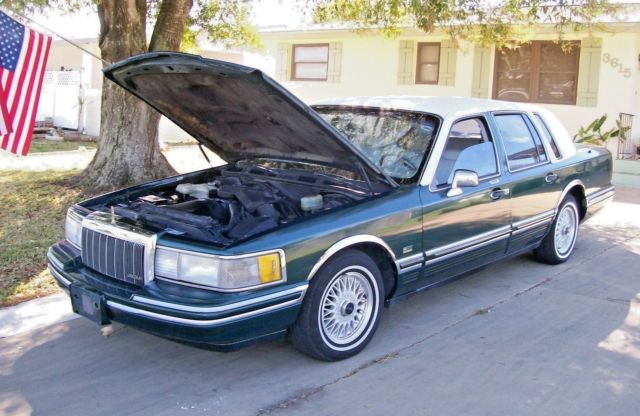 1991 Lincoln Town Car Executive Series - photo 11