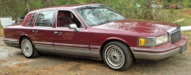 1991 Lincoln Town Car Executive Series - photo 3