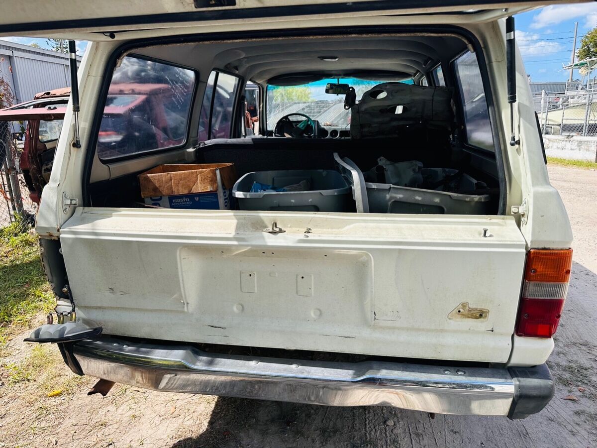 1985 Toyota Land Cruiser X 2 FJ60 Both Parts or Restore 1 that Runs - photo 11