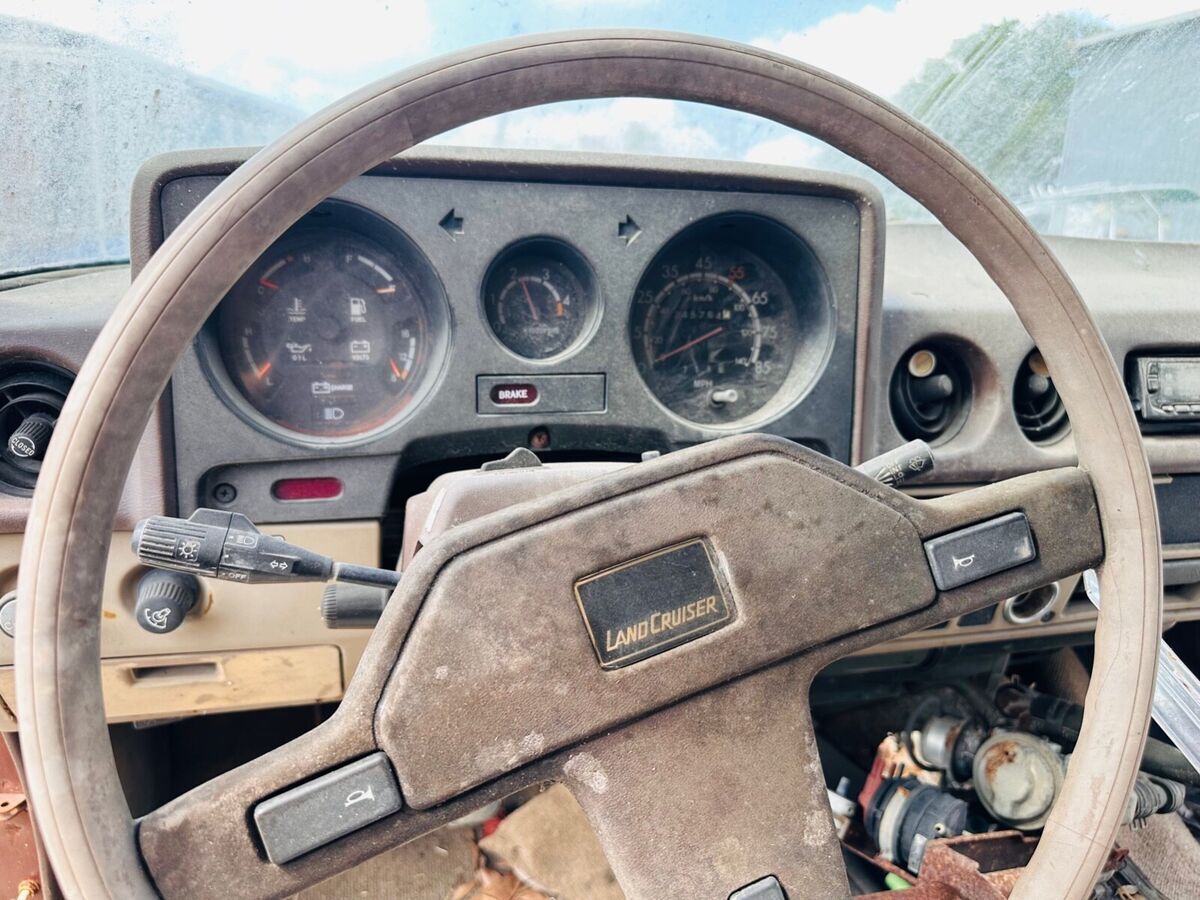 1985 Toyota Land Cruiser X 2 FJ60 Both Parts or Restore 1 that Runs - photo 4