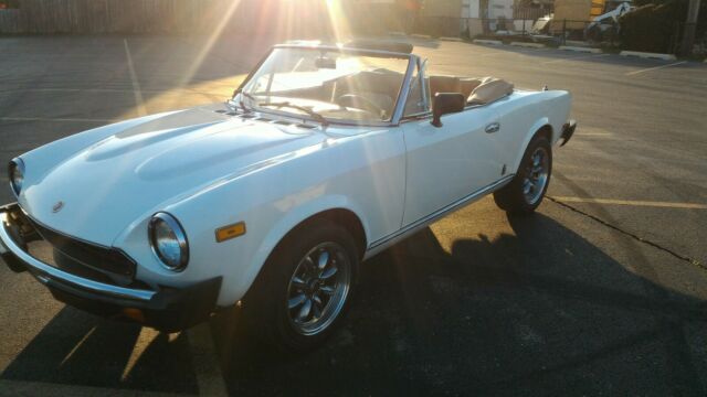 1980 Fiat 124 Spider - photo 3
