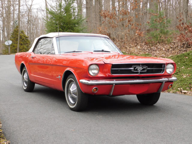 200 c.i. 6-Cylinder, C-4, Discs front, Drum rear, New throughout, VIDEO 1965 Ford Mustang Convertible, Auto, Power Brakes Ex. Cond.