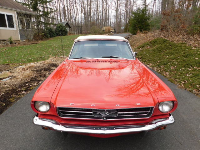 1965 Ford Mustang Convertible, Auto, Power Brakes Ex. Cond. - photo 2