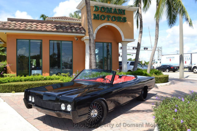 1967 Lincoln Continental 200 miles since restored! Air Suspension! Potent V - photo 2