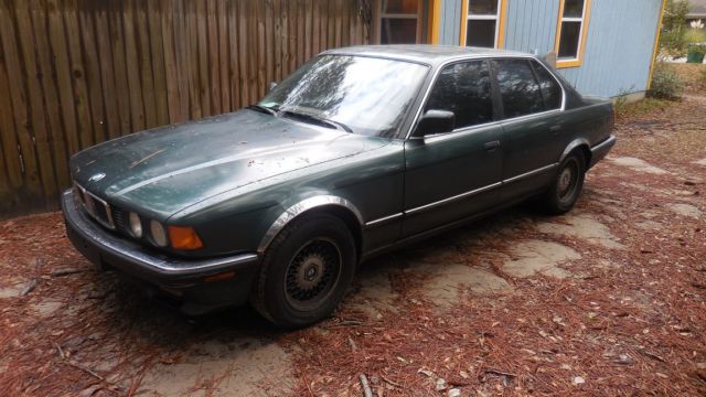 2001 BMW 740i 1993 BMW 7-Series standart