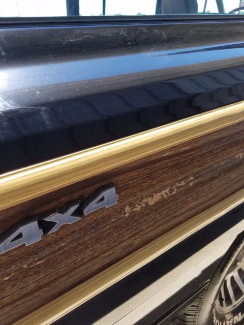 1991 Jeep Wagoneer - photo 10