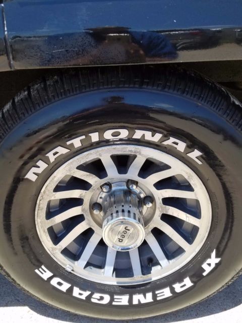 1991 Jeep Wagoneer - photo 13