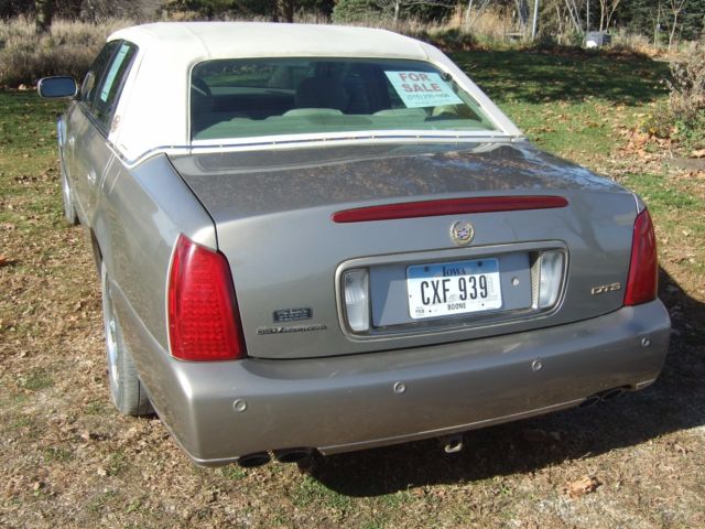 0002 Cadillac DeVille DTS - photo 2