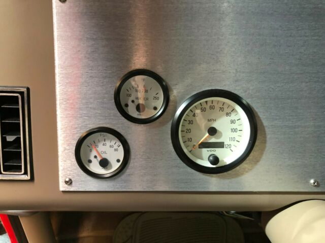 1980 Chevrolet R3500 - photo 13