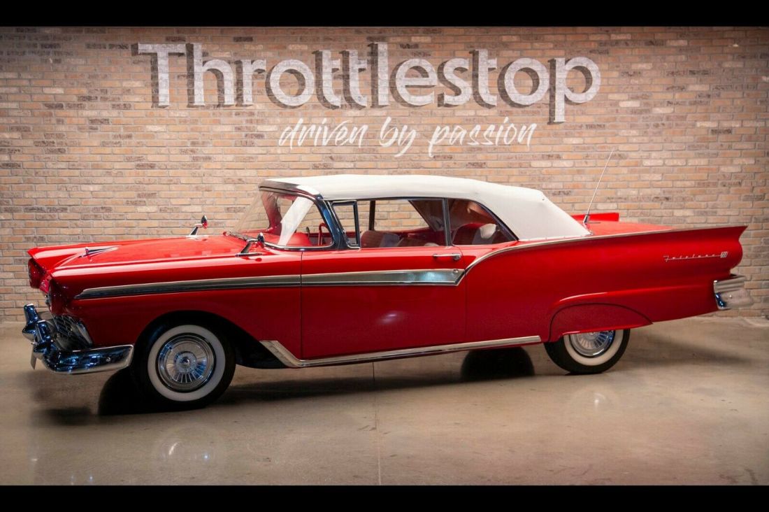 1957 Ford Fairlane 500 - photo 2