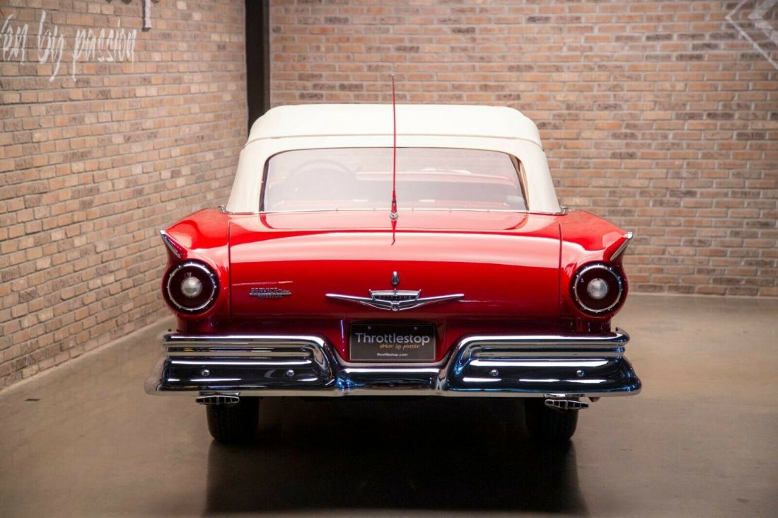 1957 Ford Fairlane 500 - photo 4