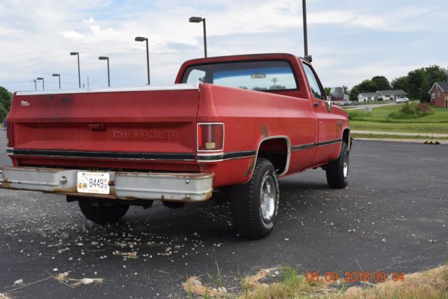 1986 Chevrolet C/K Pickup 1500 4X4 - photo 4