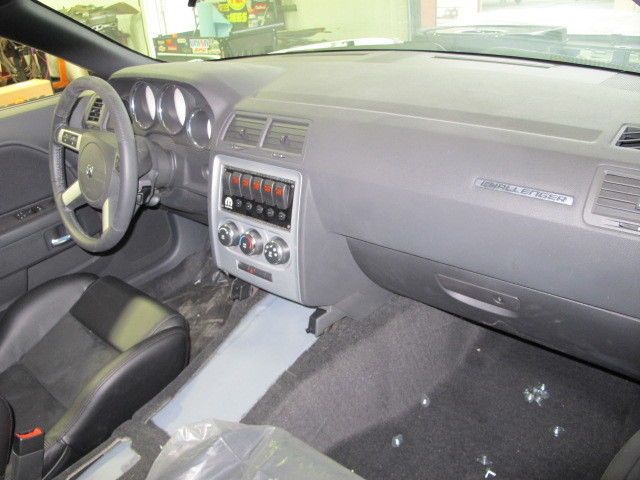1970 Dodge Challenger - photo 3