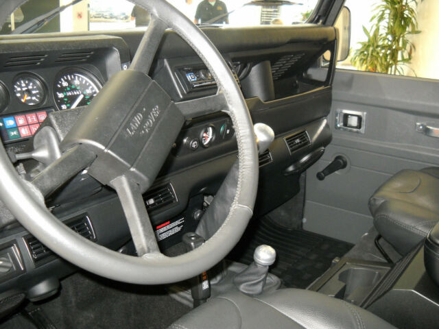 1991 Land Rover Defender Defender 110 - photo 12