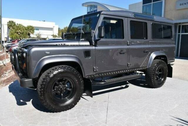 $200k Famous Arkonik Restoration ! Rear A/C 200tdi Defender 110 MAKE OFFER !! 1991 Land Rover Defender Defender 110