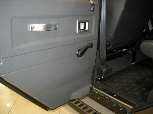 1991 Land Rover Defender Defender 110 - photo 10