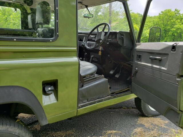 200Tdi Classic Hunter Green RHD Defender 90 with Recent Paint..Video Links Below 1991 Land Rover Defender 200Tdi