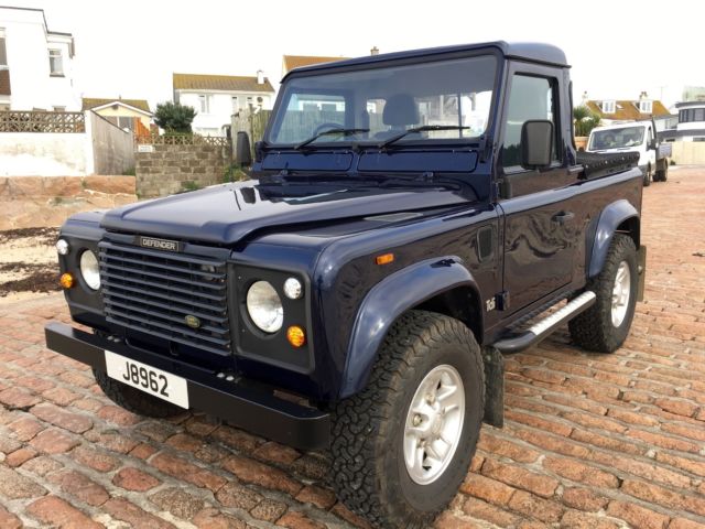 1990 Land Rover Defender Black Cloth - photo 7