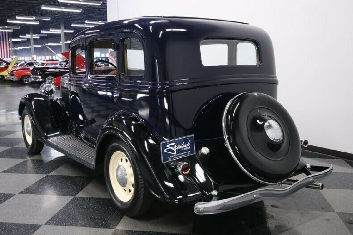1934 Plymouth 4 Door Sedan - photo 10