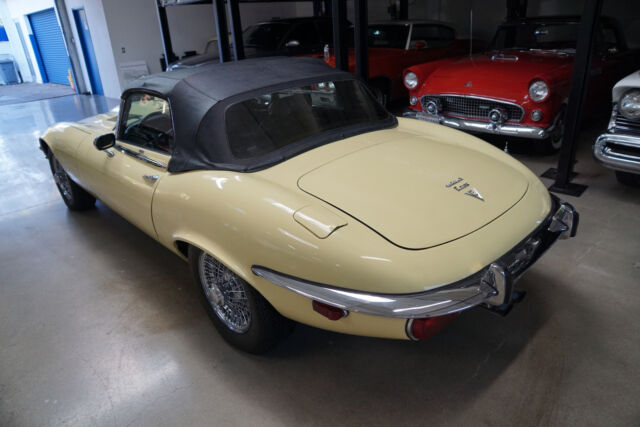 1973 Jaguar V12 E-Type Series III Roadster -- - photo 11