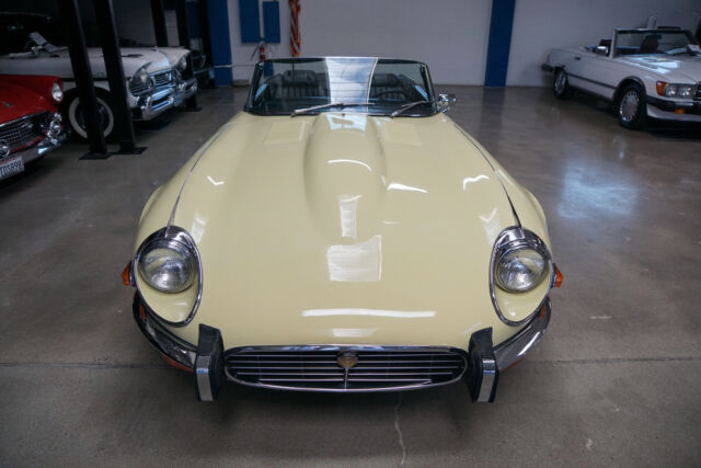 1973 Jaguar V12 E-Type Series III Roadster -- - photo 7