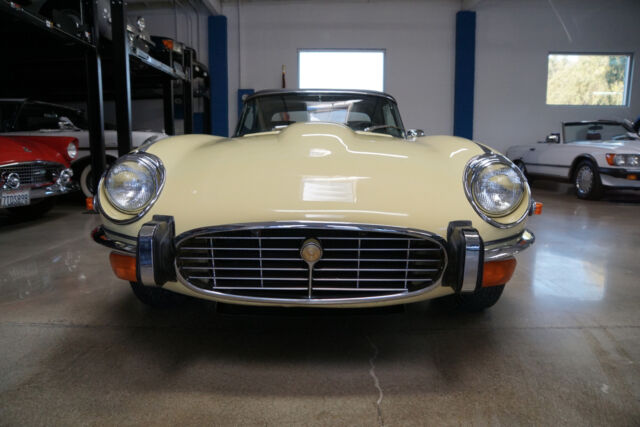 1973 Jaguar V12 E-Type Series III Roadster -- - photo 8