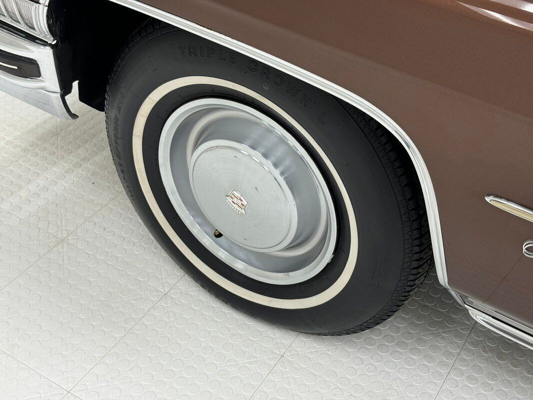1973 Cadillac Fleetwood 60 Series Special Brougham Sedan - photo 13