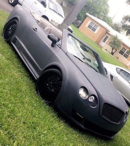 1900 Bentley Continental GT - photo 2