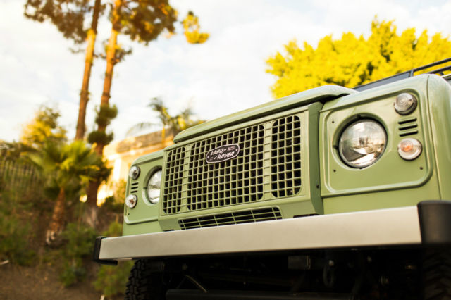 1980 Land Rover Defender Station Wagon - photo 10