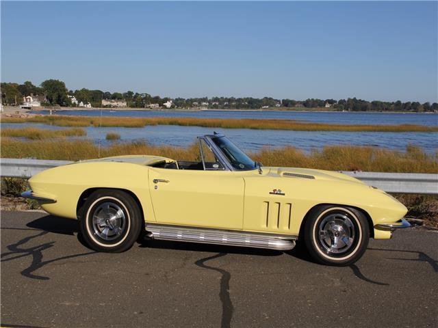 1966 Chevrolet Corvette YELLOW - photo 4