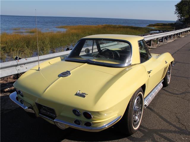 1966 Chevrolet Corvette YELLOW - photo 6