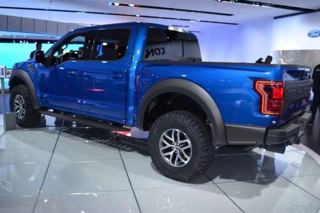 1980 Ford F-150 2017 Ford F-150 Raptor Crew Cab Lightning Blue 17 - photo 2