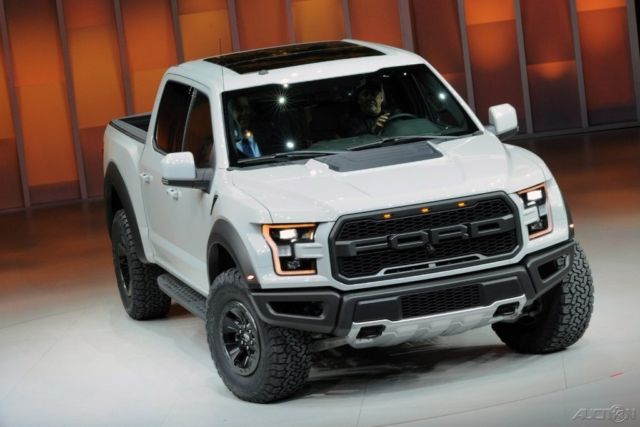 1980 Ford F-150 2017 Ford F-150 Raptor Crew Cab Oxford White 17 - photo 3