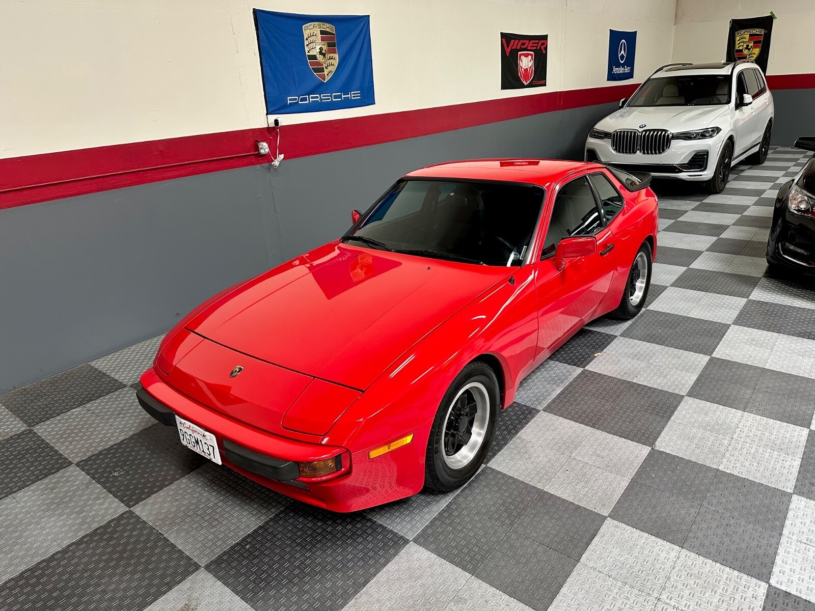 1984 Porsche 944 5-Speed Manual only 26k original miles MINT condition! - photo 2
