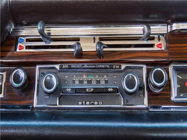 1970 Mercedes-Benz 200-Series -- - photo 10