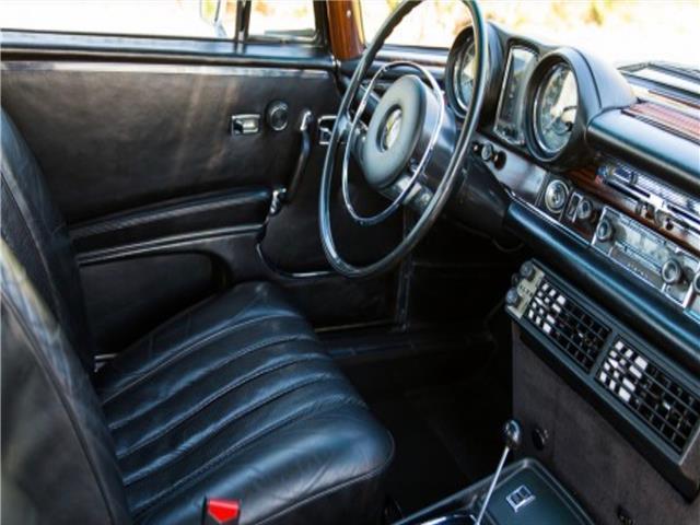 1970 Mercedes-Benz 200-Series -- - photo 8