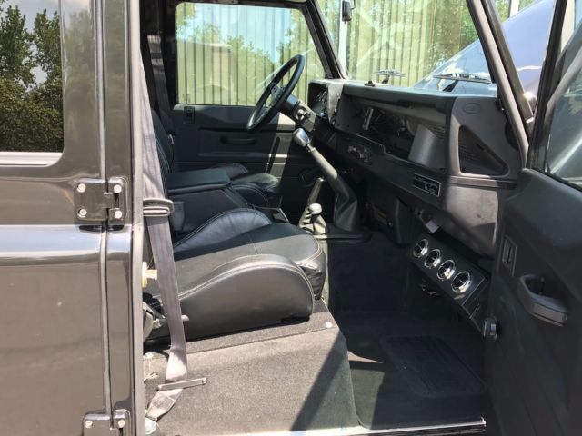 1900 Land Rover Defender 100 TD5 year 2000/2018 - photo 13