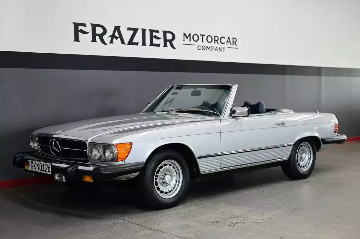 208 Pictures posted of this ICONIC 107 bodied 450SL classic Silver/blue 45600 mi 1979 Mercedes-Benz 450SL 45600 miles