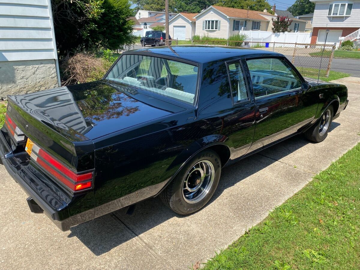 1987 Buick Grand National 20k orig miles PRISTINE - photo 4