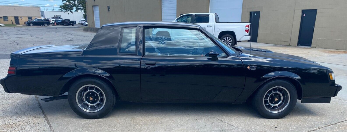1987 Buick Grand National 20k orig miles PRISTINE - photo 9