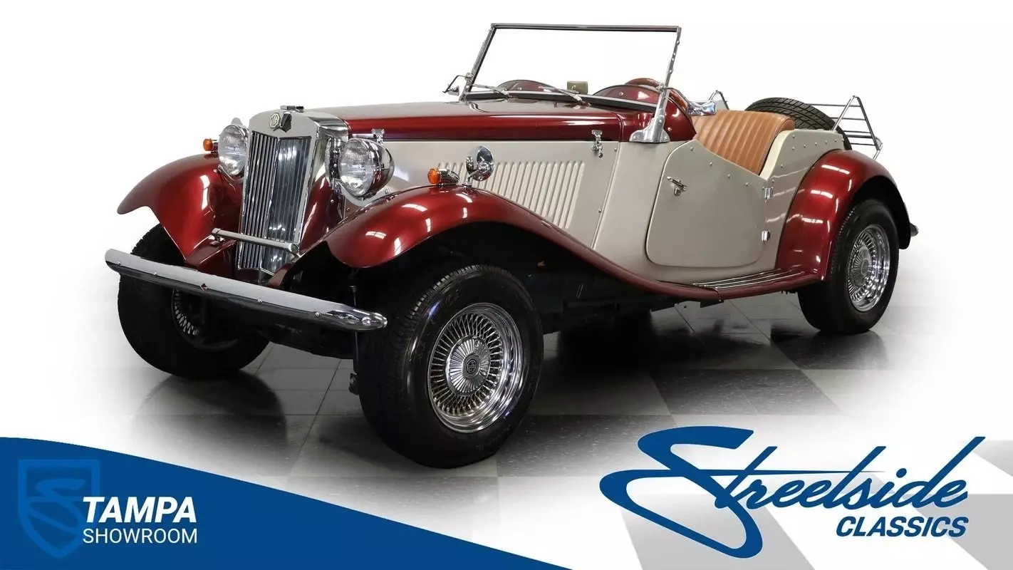 2.0L 4 CYLINDER 4 SPEED MANUAL BEAUTIUFL TWO TONE PAINT FIBERGLASS BODY CLASSY M 1952 MG T-Series Replica